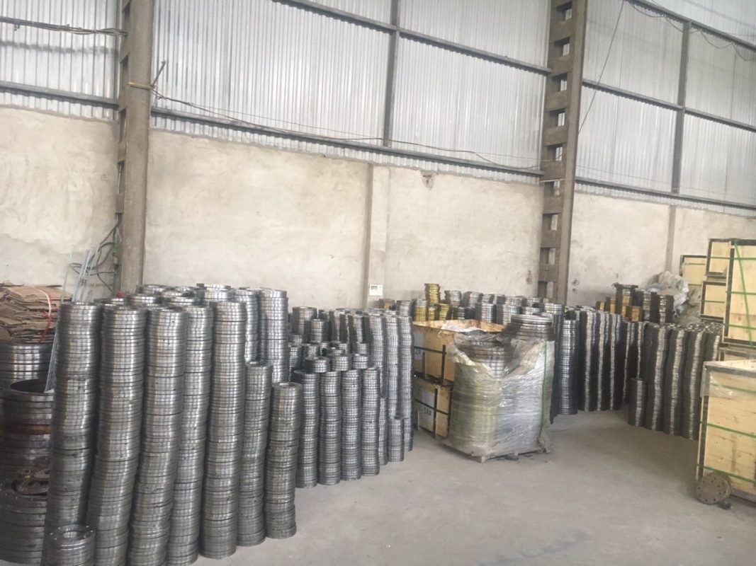Mặt bích thép rỗng