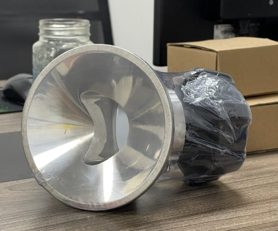 van màng vi sinh xả đáy bồn tank